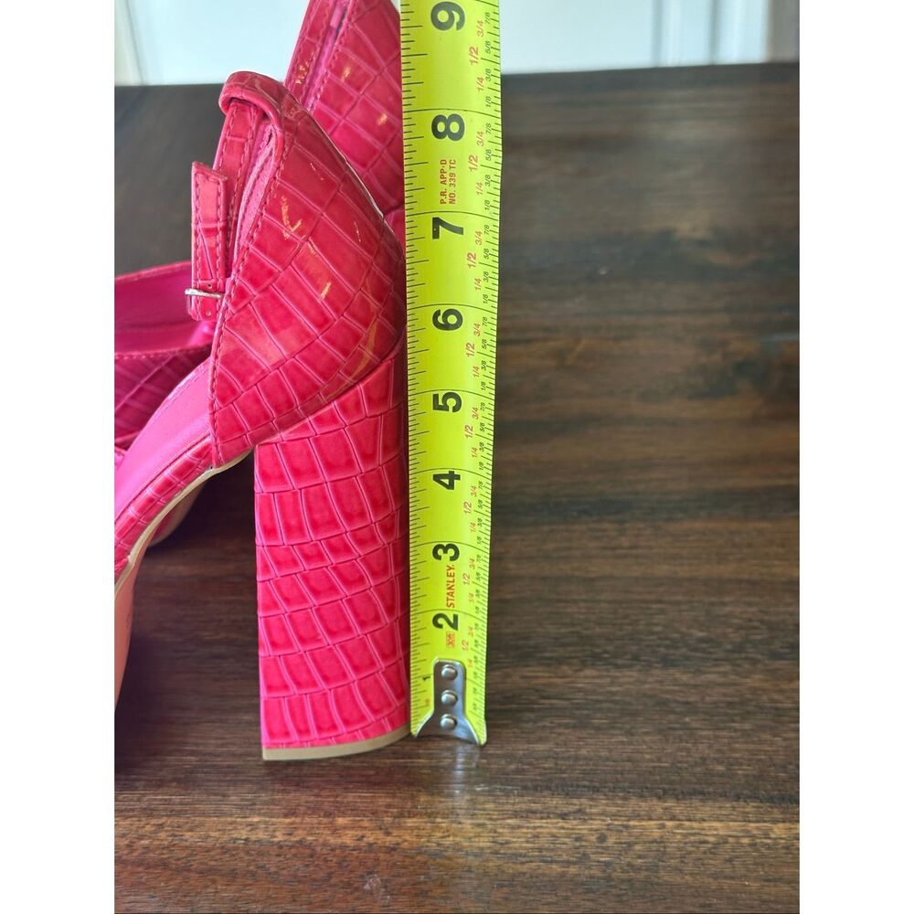 NWT! Forever 21 hot pink pumps - Picture 4 of 7